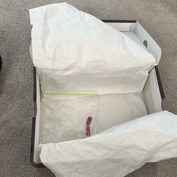 Jordan 5 Raging Bull - Picture 7 of 7